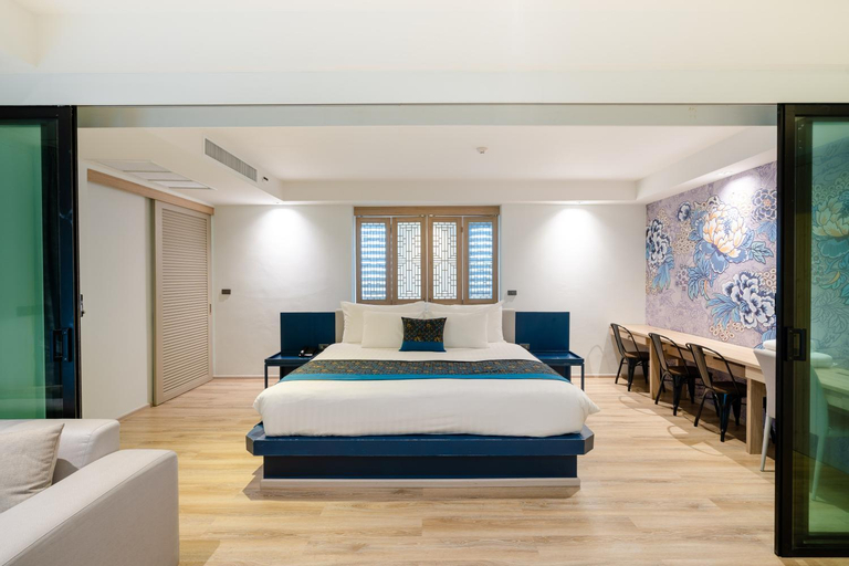 Bedroom 13