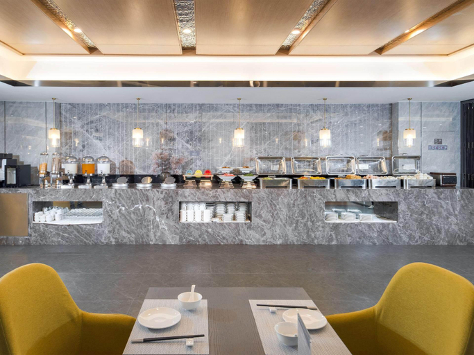 Food & Drinks 4, Country Inn & Suites by Radisson Xichang Qionghai Wetland Park, Liangshan Yi