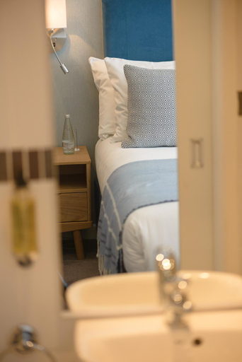 Bedroom 3, Connaught Lodge, Poole