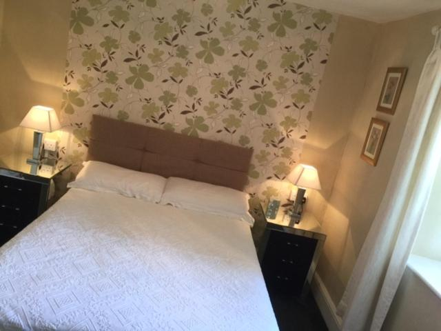 Bedroom 2, Barbon Inn, Cumbria