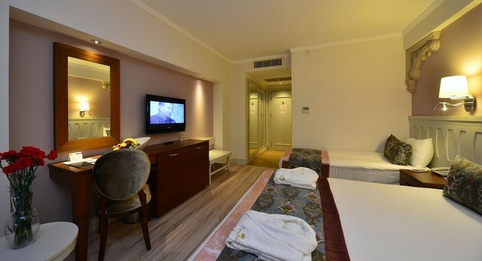 Bedroom 2, Side Crown Serenity Ultra All Inclusive, Manavgat