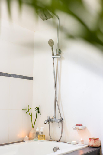 Bathroom, Saravoan Hotel Kep, Kaeb