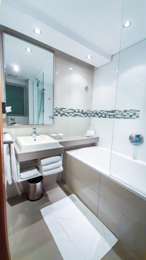 Bathroom 5, Holiday Inn Mauritius Mon Trésor By IHG