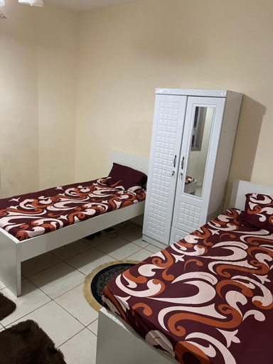 Others 2, برج المحطة, Sharjah City