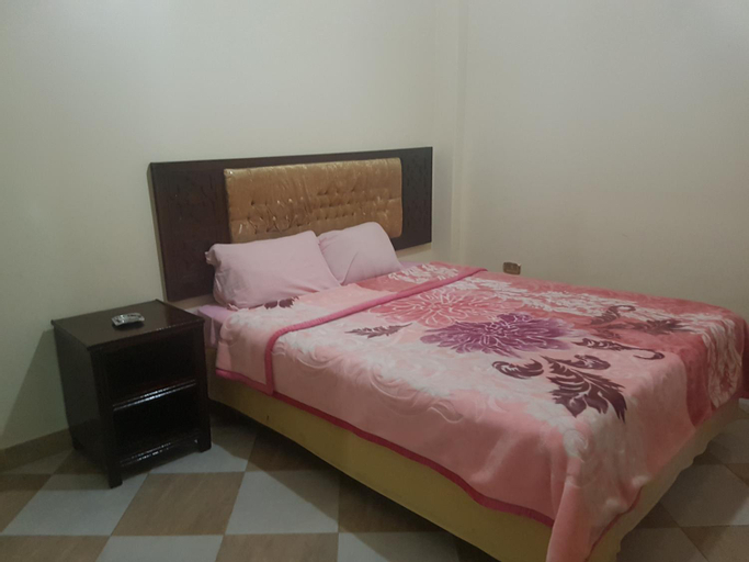 Bedroom 12