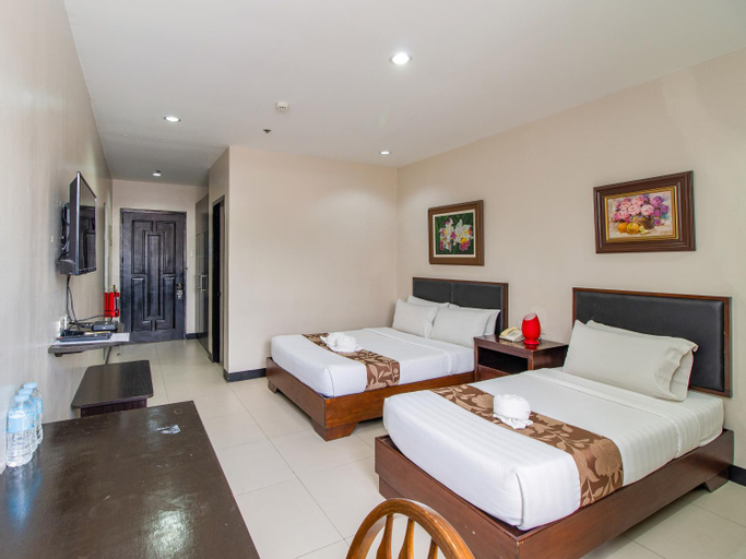 Bedroom 13
