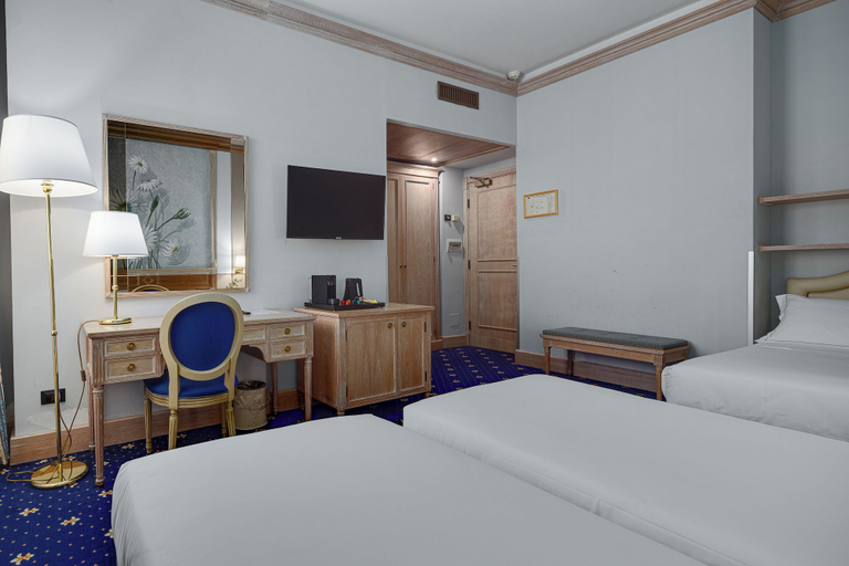 Bedroom 2, Hotel de La Ville, Rome