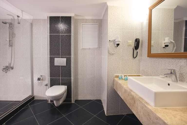 Bathroom 5, Palm Wings Ephesus Beach Resort, Selçuk