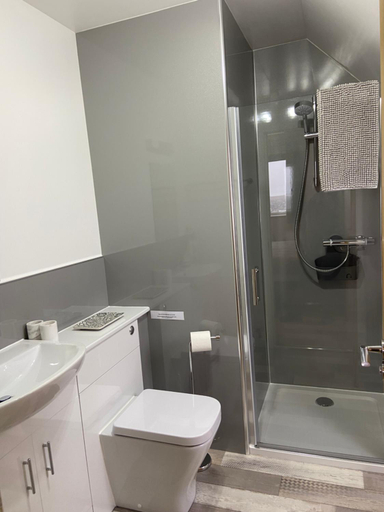Bathroom 3, Aultnagar Accommodation, Orkney Islands