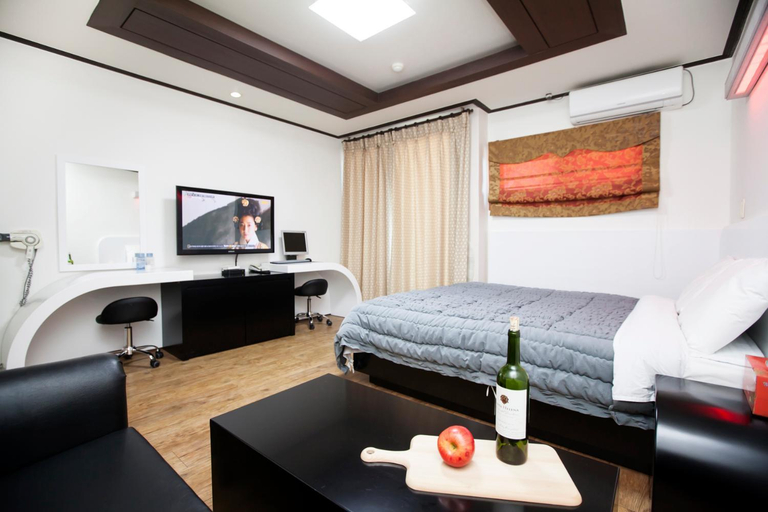 Bedroom 4, Jeongdongjin Dawoo Resotel, Gangneung