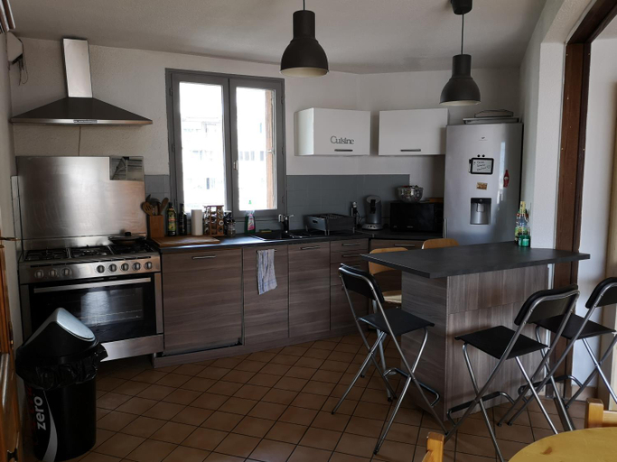 Others 3, APPARTEMENT 4 PERSONNES A 500M DES TELECABINES, Hautes-Alpes