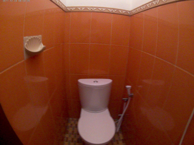 Bathroom 4