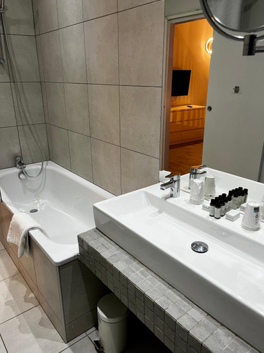 Bathroom 4, Le Chateau Fort, Ardennes