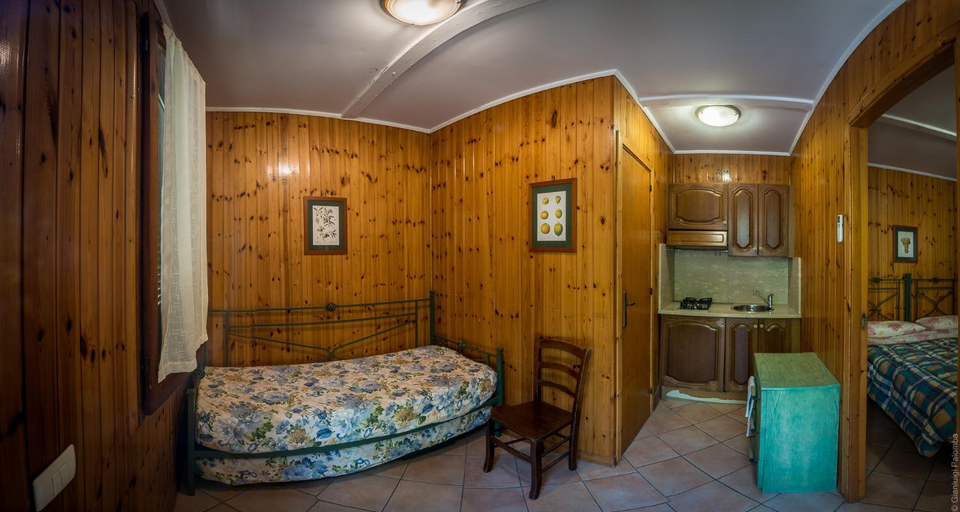 Bedroom 2, Camping Nube D'Argento, Napoli