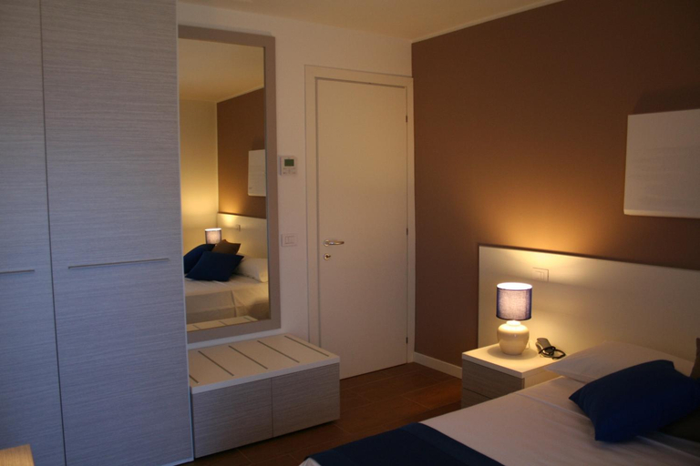 Bedroom, Apart Hotel Atlantic, Gorizia