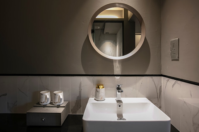 Bathroom 3, Hotel Calmo Bugis, Singapore