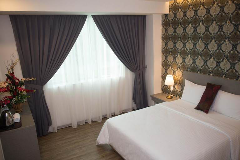 Bedroom 6