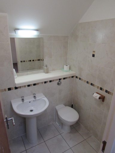Others 4, Ballater Hostel, Aberdeenshire