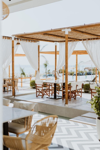 Food & Drinks 4, Abonora Drymades, Vlorës