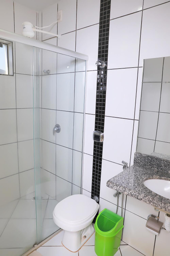 Bathroom 3, Hotel Borges, Quirinópolis