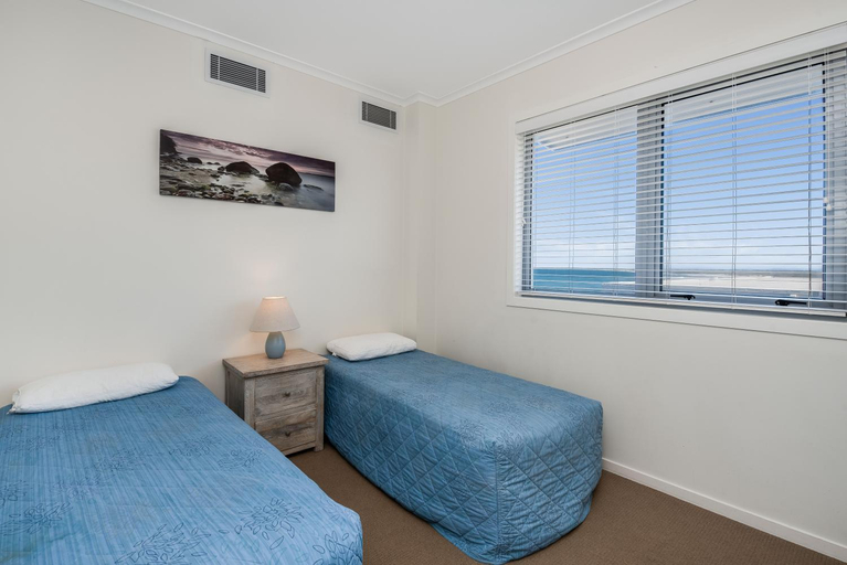 Others 4, Pandanus Court, Caloundra - Caloundra S.