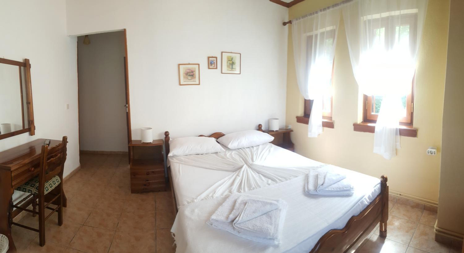 Bedroom 2, Filoxenia, Thessaly