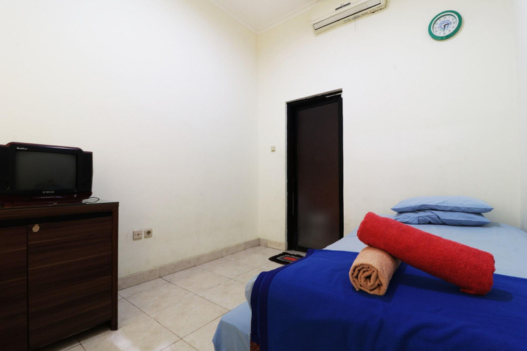 Bedroom 2, Marsya Prima Syariah Hotel, Jakarta Timur