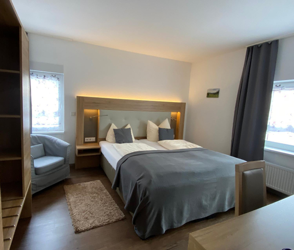 Bedroom 9