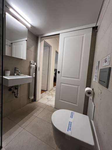Bathroom 3, Acropolis Museum Residence, Attica