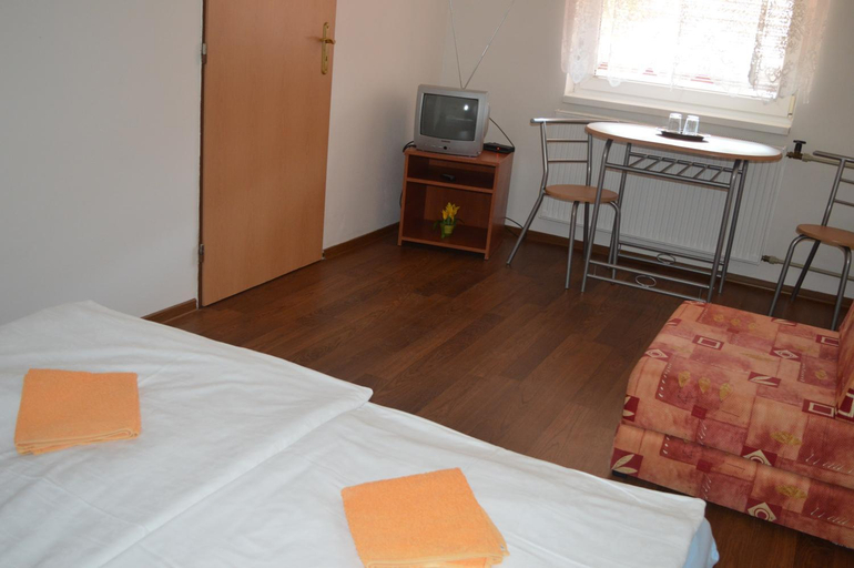 Others 5, Penzion Adriana, Rožnava