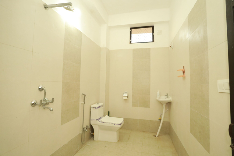 Bathroom 4, 2 Bhk Udaisagar Homestay Udaipur, Udaipur