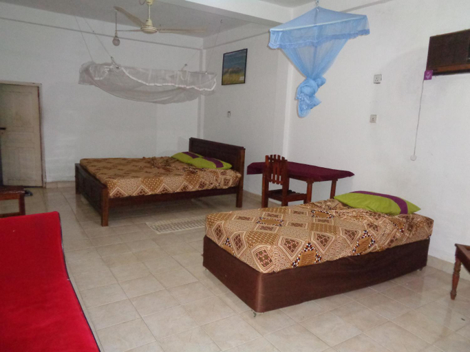 Others, Wellawaya Rest House, Wellawaya