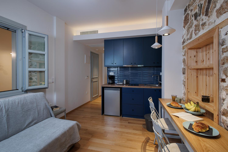 Others 3, Eligia Suites, Epirus