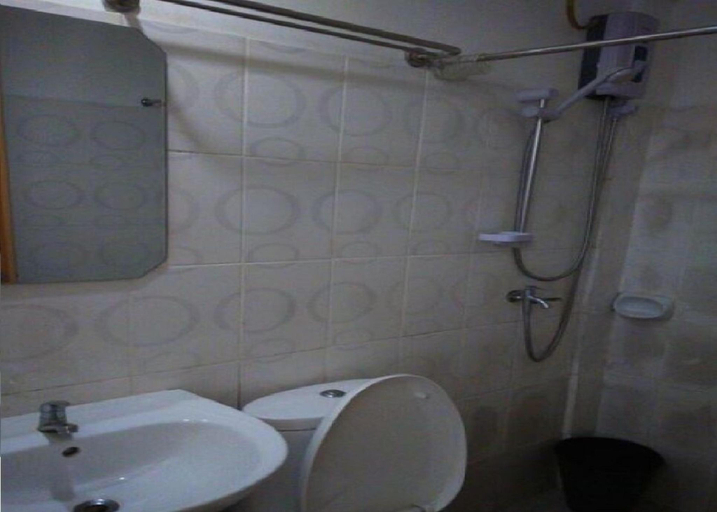 Bathroom 6