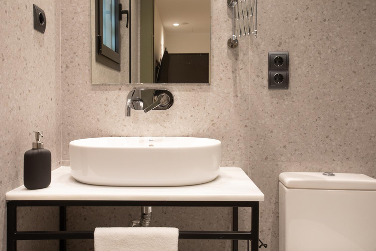 Bathroom 3, Boutique Rooms Playa Burriana, Málaga