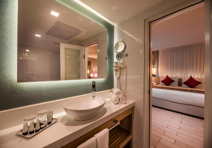 Bathroom 5, Astral Maris Hotel, Aqaba