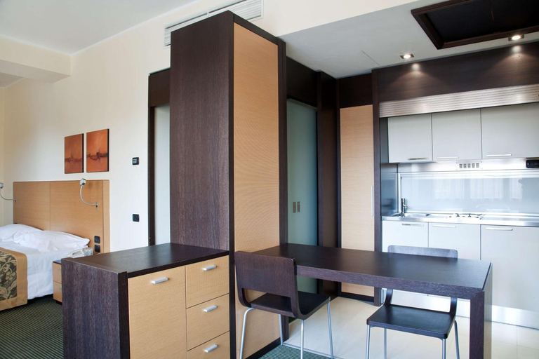 Dining Room 29