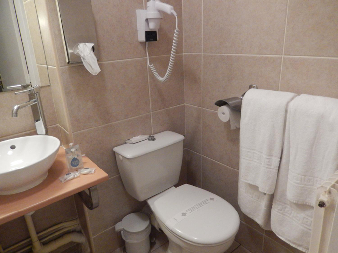 Bathroom 1