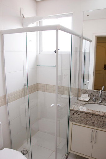 Bathroom 4, Hotel Porto Madero, Florianopolis