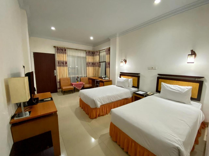 Bedroom 8