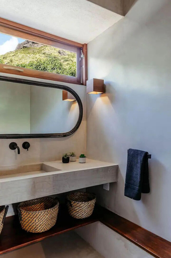 Bathroom 4, Boutik Le Morne Holiday Apartments, Black River