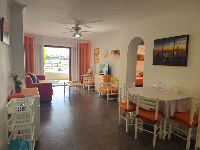 Food & Drinks, Apartamentos Carabela Alcudia, Baleares