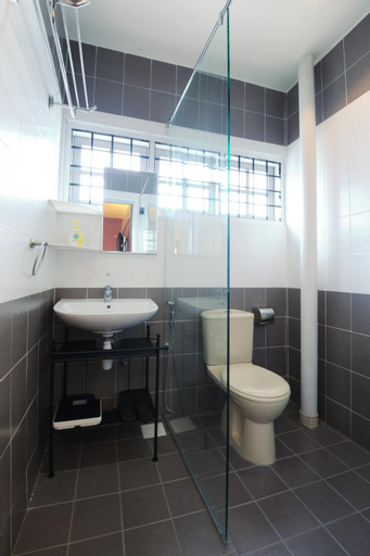 Bathroom 3