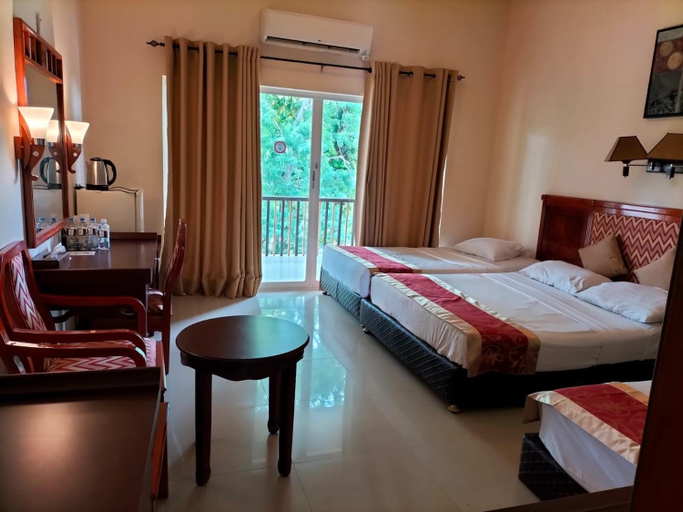 Bedroom 3, Heritage Hotel, N. Palatha Central