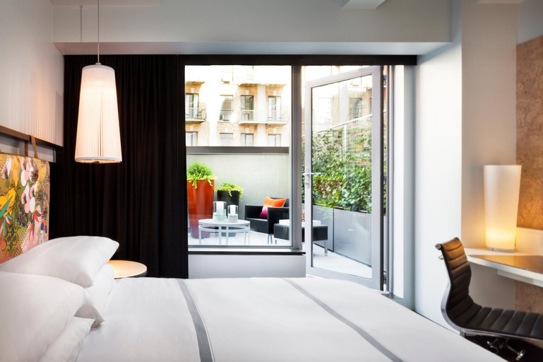 Bedroom 21
