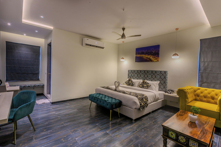 Others 3, World Inn, Visakhapatnam