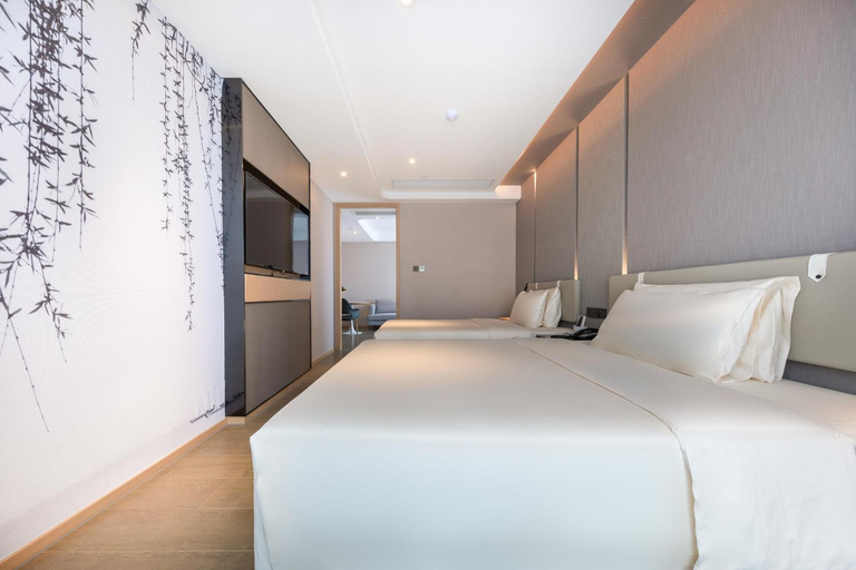 Bedroom 21
