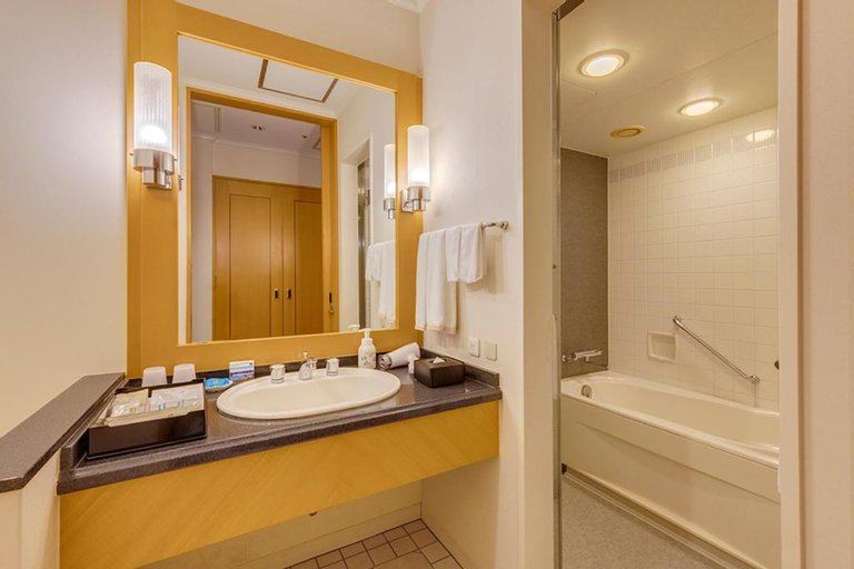 Bathroom 5