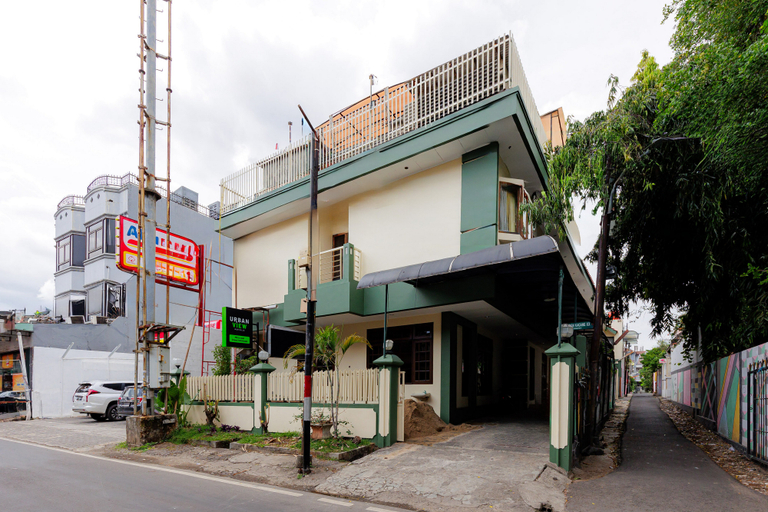 Exterior & Views 2, Urbanview Hotel Mitra near Grand Indonesia, Central Jakarta