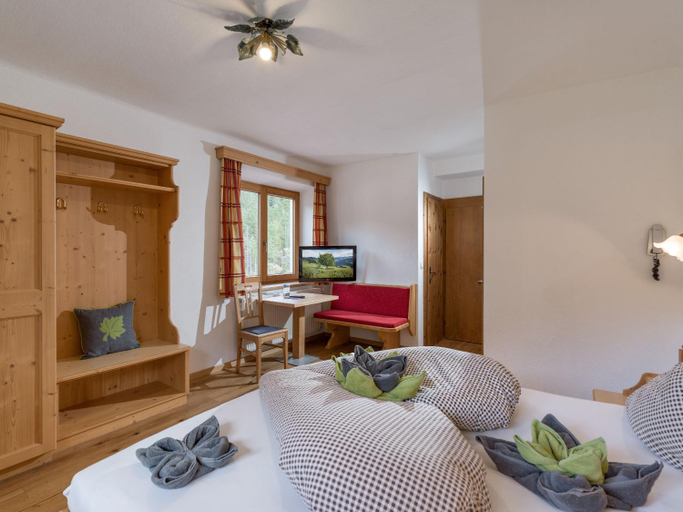 Bedroom 2, Gasthof zur Post, Schwaz